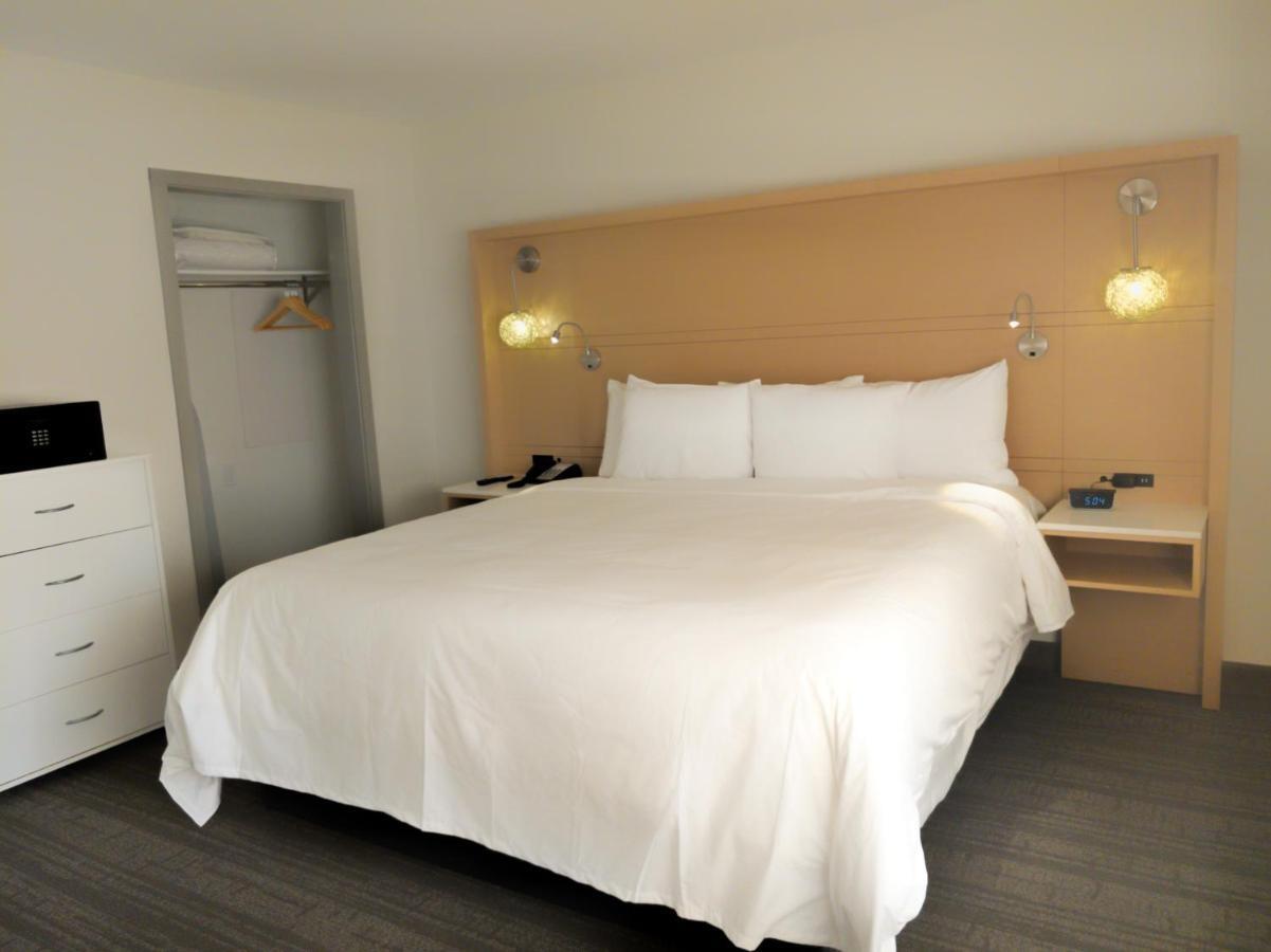 Radisson Hotel Atlanta Airport College Park Exterior photo